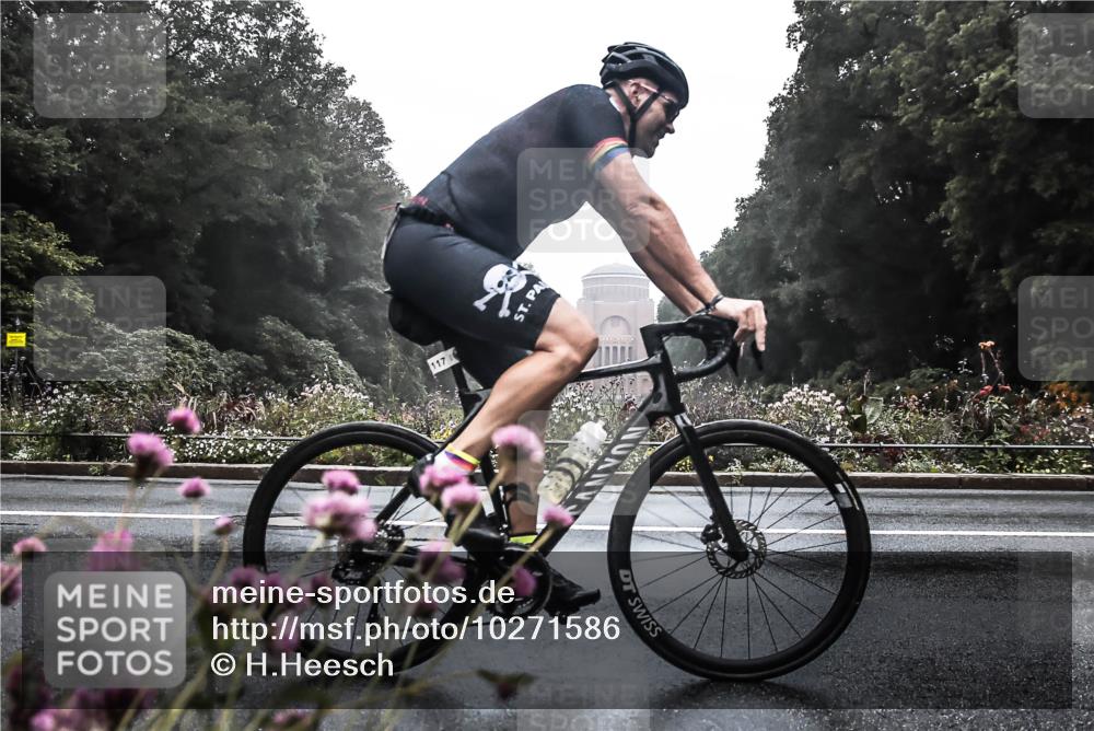 13.09.2026 - Stadtparktriathlon H.Heesch http://msf.ph/oto/10271586 13.09.2026 09:01:16 Radfahren 10, 20, 75, 88, 100, 117 meine-sportfotos.de