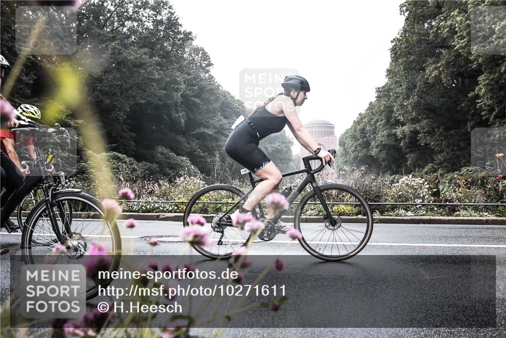 13.09.2026 - Stadtparktriathlon H.Heesch http://msf.ph/oto/10271611 13.09.2026 10:28:22 Radfahren 253, 270, 273, 286, 372, 383, 434 meine-sportfotos.de
