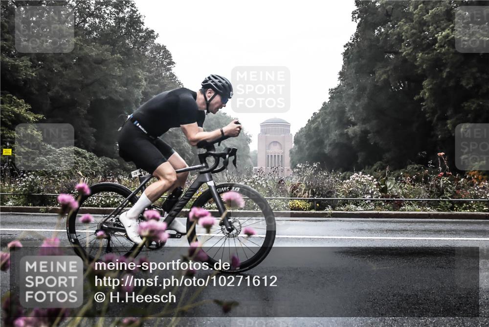 13.09.2026 - Stadtparktriathlon H.Heesch http://msf.ph/oto/10271612 13.09.2026 09:01:21 Radfahren 10, 20, 75, 101, 104, 128 meine-sportfotos.de