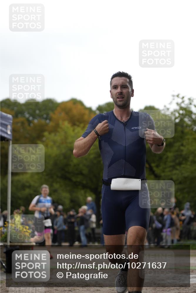 13.09.2026 - Stadtparktriathlon Patografie http://msf.ph/oto/10271637 13.09.2026 12:29:13 Ziel 806, 867 meine-sportfotos.de