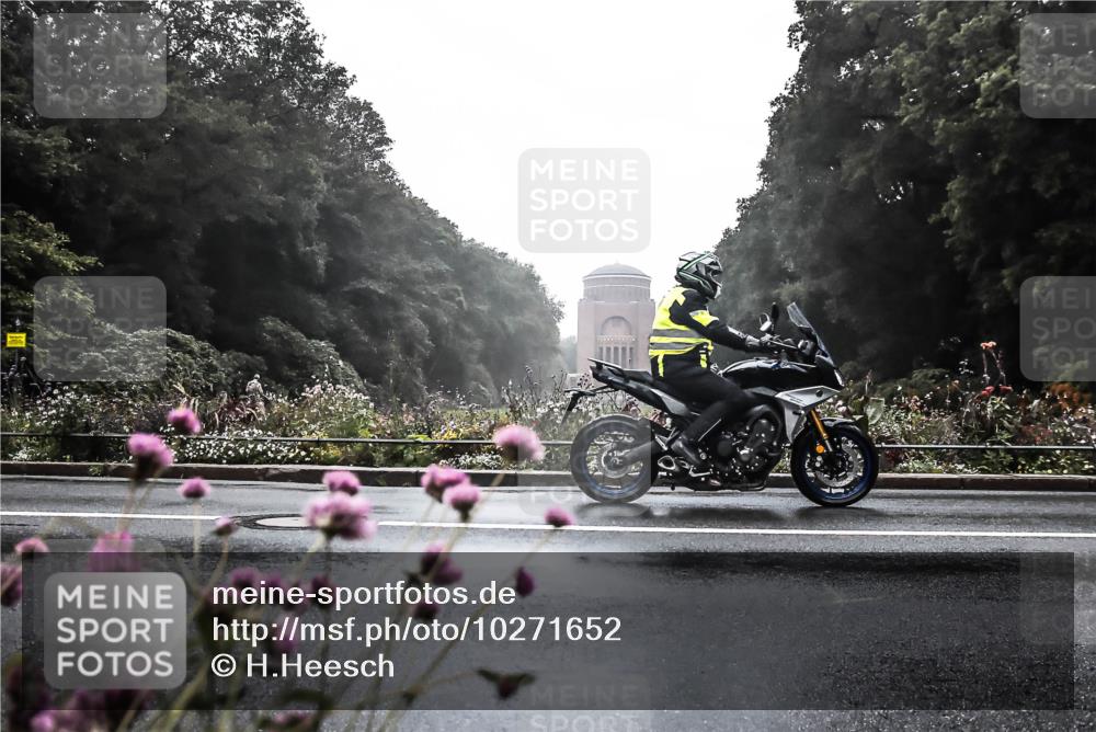 13.09.2026 - Stadtparktriathlon H.Heesch http://msf.ph/oto/10271652 13.09.2026 09:02:06 Radfahren 23, 39, 56, 113 meine-sportfotos.de