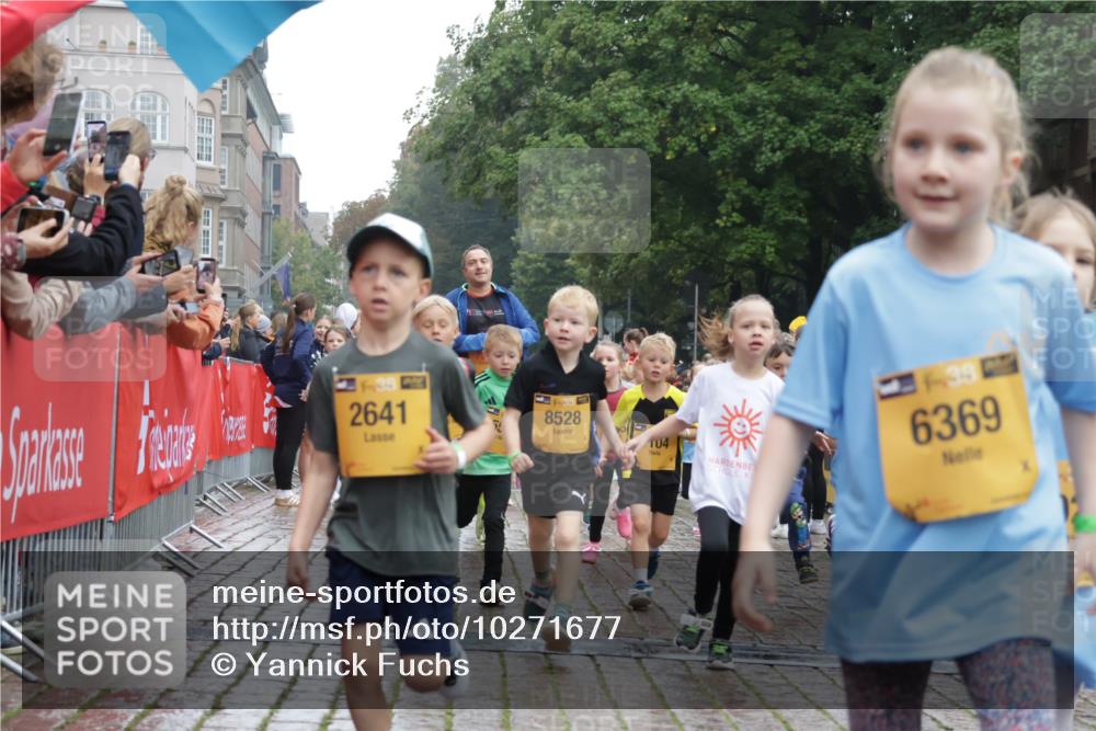 13.09.2026 - Kiel Lauf Yannick Fuchs http://msf.ph/oto/10271677 13.09.2026 08:34:32 Ziel 126, 138, 1623, 1624, 2108, 2612, 3023, 3058, 3118, 3277, 3380, 4584, 5897, 6111, 7042, 7408, 7957, 8226, 8423, 8930, 8983, 9047, 9758, 9765, 10106, 10158, 10180, 10381, 10446, 10923, 12516, 657, 720, 1058, 1103, 1295, 1924, 2140, 2740, 2769, 2851, 4016, 4146, 4417, 4796, 4839, 5099, 5324, 6351, 6453, 7041, 7135, 7567, 8179, 8226, 8333, 8478, 9211, 9945, 10121, 10172, 10713, 10815, 11365, 11572, 11664, 12100, 831, 1104, 2276, 2622, 2641, 3953, 5022, 5579, 5625, 6369 meine-sportfotos.de