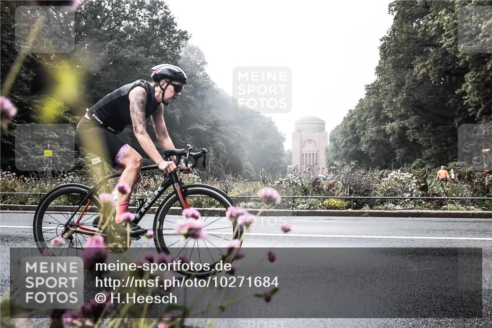 13.09.2026 - Stadtparktriathlon H.Heesch http://msf.ph/oto/10271684 13.09.2026 10:29:03 Radfahren 335, 354, 381, 432, 452 meine-sportfotos.de
