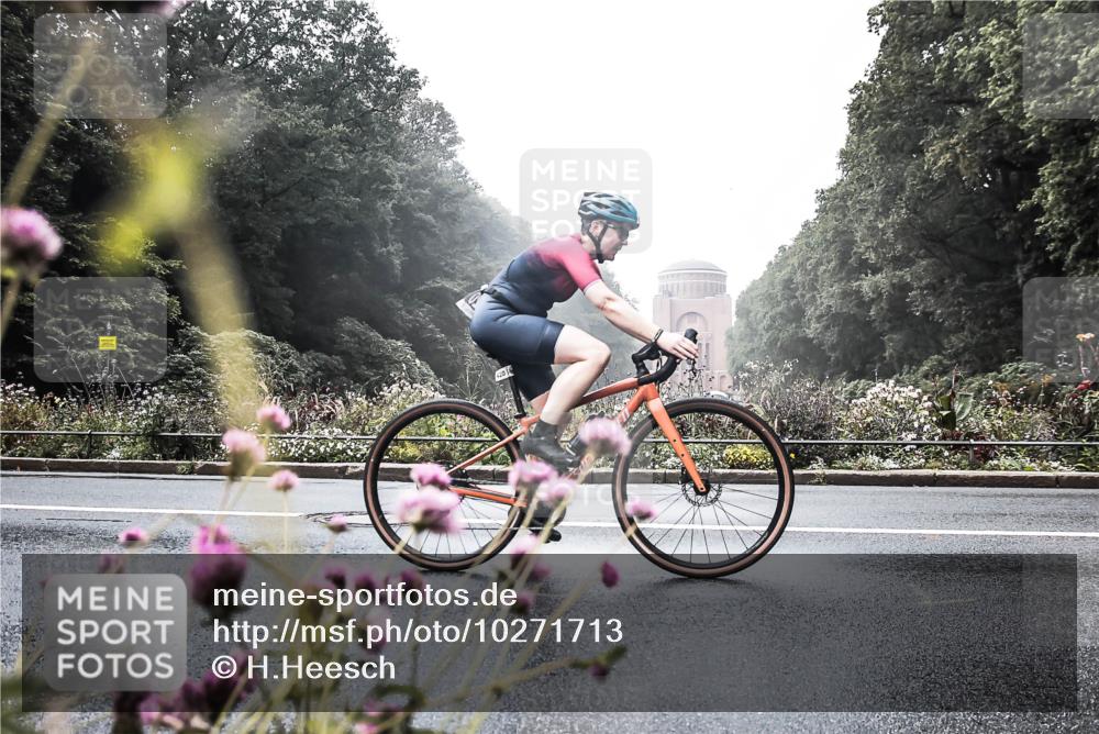 13.09.2026 - Stadtparktriathlon H.Heesch http://msf.ph/oto/10271713 13.09.2026 10:29:14 Radfahren 344, 415, 419, 420, 460 meine-sportfotos.de