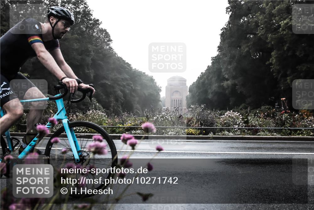 13.09.2026 - Stadtparktriathlon H.Heesch http://msf.ph/oto/10271742 13.09.2026 09:03:18 Radfahren 119 meine-sportfotos.de