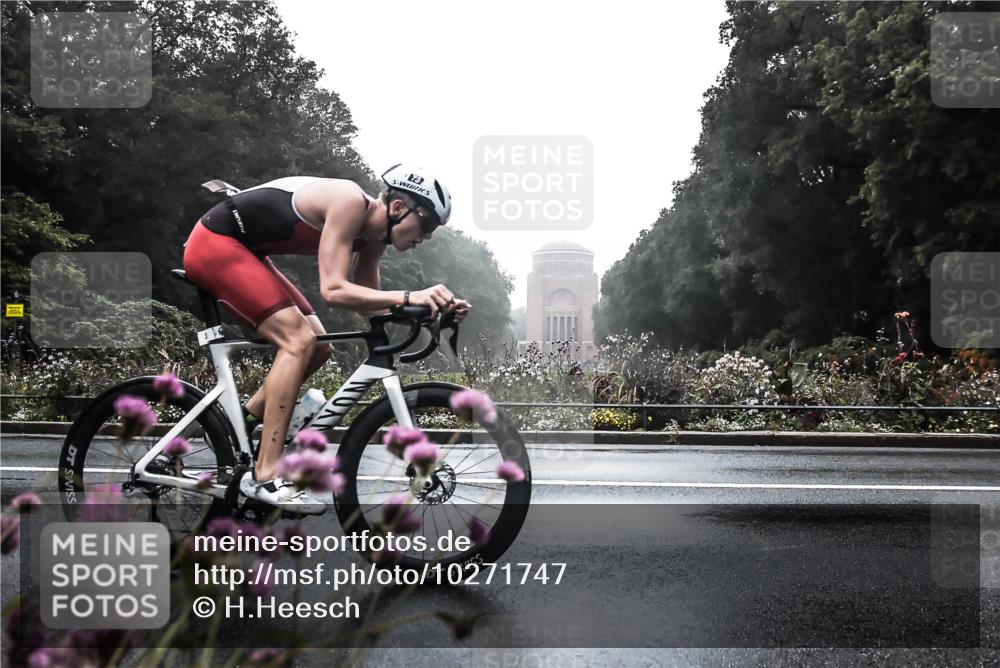 13.09.2026 - Stadtparktriathlon H.Heesch http://msf.ph/oto/10271747 13.09.2026 09:03:32 Radfahren 3 meine-sportfotos.de