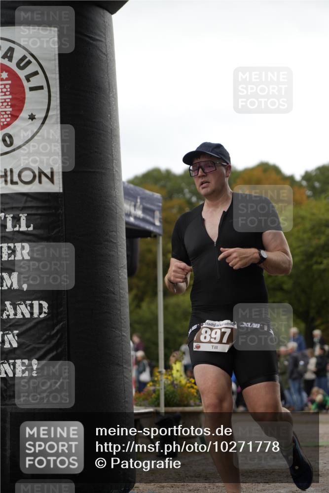 13.09.2026 - Stadtparktriathlon Patografie http://msf.ph/oto/10271778 13.09.2026 12:30:52 Ziel 874, 897 meine-sportfotos.de