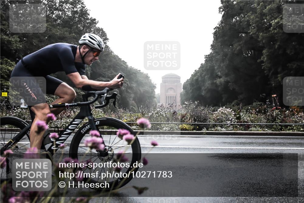 13.09.2026 - Stadtparktriathlon H.Heesch http://msf.ph/oto/10271783 13.09.2026 09:04:30 Radfahren 45, 72, 85 meine-sportfotos.de