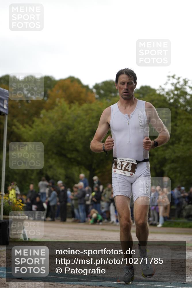 13.09.2026 - Stadtparktriathlon Patografie http://msf.ph/oto/10271785 13.09.2026 12:30:57 Ziel 874, 897 meine-sportfotos.de