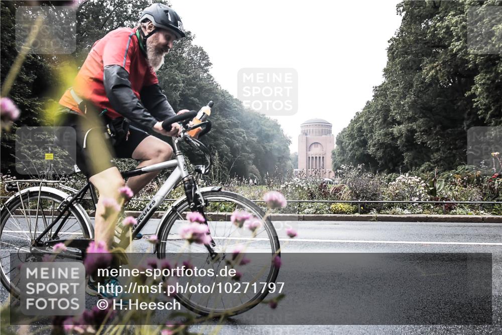 13.09.2026 - Stadtparktriathlon H.Heesch http://msf.ph/oto/10271797 13.09.2026 10:30:22 Radfahren 268, 276, 303, 464 meine-sportfotos.de