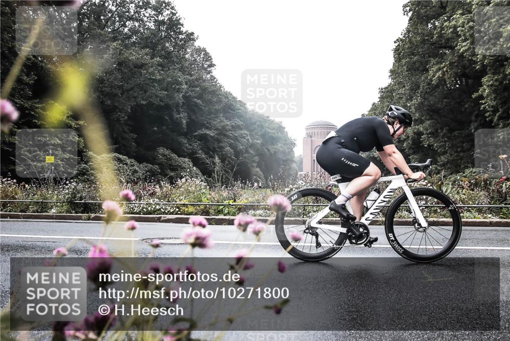 13.09.2026 - Stadtparktriathlon H.Heesch http://msf.ph/oto/10271800 13.09.2026 10:30:23 Radfahren 268, 276, 303, 464 meine-sportfotos.de