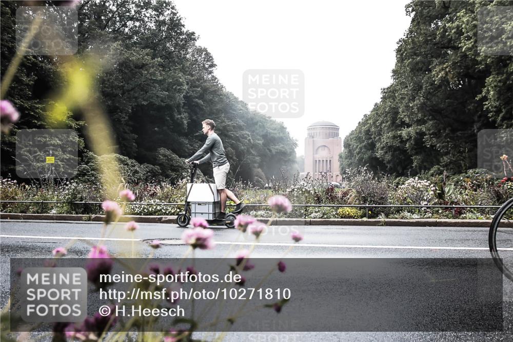 13.09.2026 - Stadtparktriathlon H.Heesch http://msf.ph/oto/10271810 13.09.2026 10:30:34 Radfahren 363, 413 meine-sportfotos.de