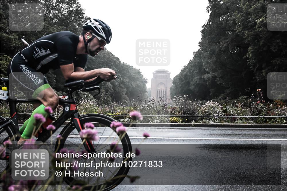 13.09.2026 - Stadtparktriathlon H.Heesch http://msf.ph/oto/10271833 13.09.2026 09:04:49 Radfahren 5, 12, 21, 86, 107, 148 meine-sportfotos.de