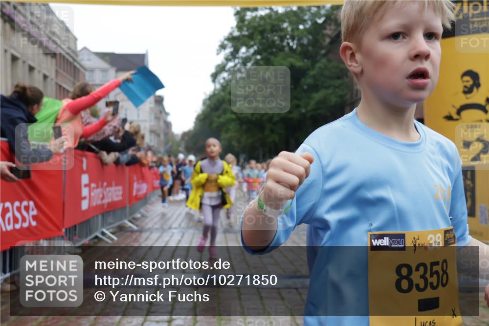 13.09.2026 - Kiel Lauf Yannick Fuchs http://msf.ph/oto/10271850 13.09.2026 08:34:41 Ziel 831, 1104, 1624, 2108, 2276, 2612, 2622, 2641, 3058, 3953, 5022, 5579, 5625, 5897, 5922, 6369, 7348, 7382, 7408, 7957, 8423, 8528, 8836, 8983, 9167, 9179, 9758, 9765, 9881, 10023, 10106, 10180, 11150, 11457, 12516, 12549, 126, 138, 657, 720, 1103, 1623, 1624, 2140, 2612, 2740, 2769, 3023, 3118, 3277, 3380, 4016, 4417, 4584, 4796, 5099, 5324, 6111, 6453, 7042, 7135, 7408, 7567, 8179, 8226, 8333, 8478, 8930, 9047, 9211, 9945, 10121, 10713, 10815, 11365, 11572, 12100, 1103 meine-sportfotos.de