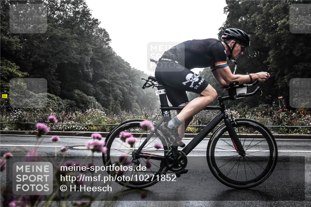13.09.2026 - Stadtparktriathlon H.Heesch http://msf.ph/oto/10271852 13.09.2026 09:04:58 Radfahren 11, 26, 44, 91, 134, 139, 140 meine-sportfotos.de