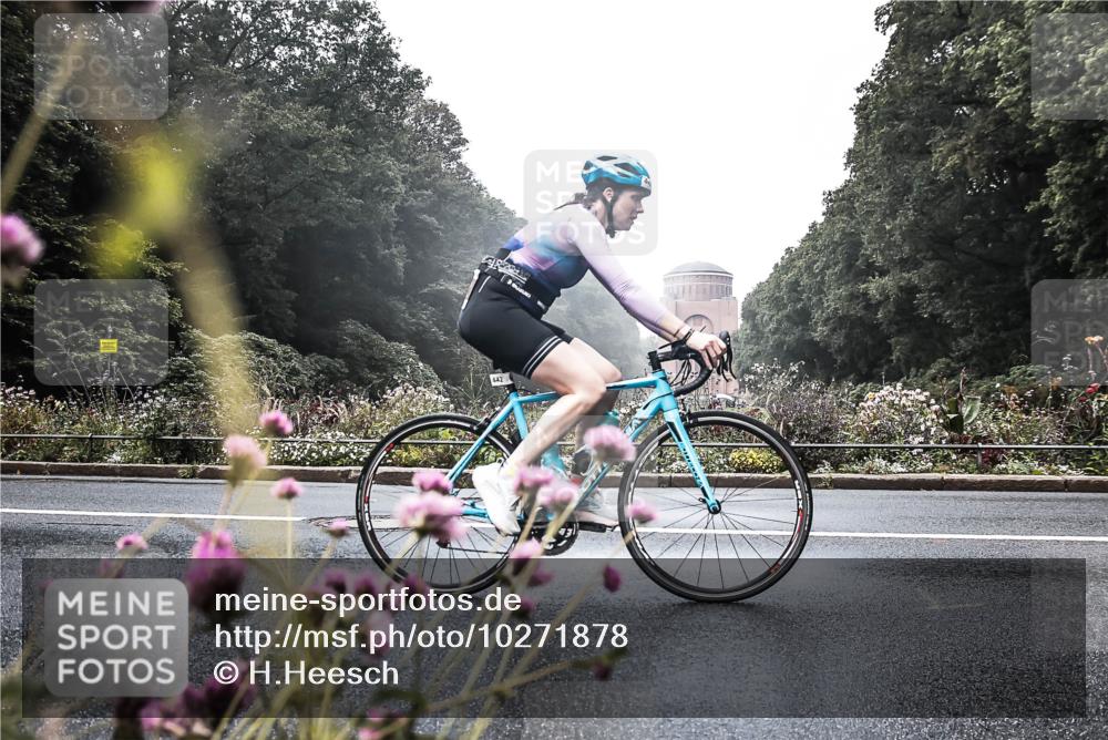 13.09.2026 - Stadtparktriathlon H.Heesch http://msf.ph/oto/10271878 13.09.2026 10:31:41 Radfahren 401, 442 meine-sportfotos.de