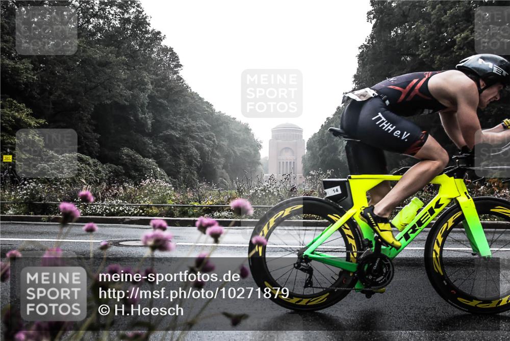 13.09.2026 - Stadtparktriathlon H.Heesch http://msf.ph/oto/10271879 13.09.2026 09:05:17 Radfahren 14, 38, 58 meine-sportfotos.de