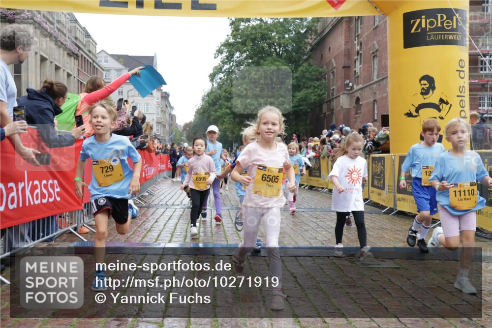 13.09.2026 - Kiel Lauf Yannick Fuchs http://msf.ph/oto/10271919 13.09.2026 08:34:44 Ziel 831, 1104, 1105, 2108, 2276, 2622, 2641, 3058, 3953, 4989, 5022, 5579, 5625, 5897, 5922, 6335, 6369, 7348, 7382, 7957, 8499, 8528, 8836, 9167, 9179, 9758, 9765, 9881, 10023, 11150, 11158, 11457, 12352, 12516, 12549, 126, 138, 657, 720, 1103, 1623, 1624, 2612, 2740, 2769, 3023, 3118, 3277, 3380, 4016, 4417, 4584, 4796, 5099, 6111, 7042, 7135, 7408, 7957, 8226, 8333, 8423, 8930, 8983, 9047, 9211, 9945, 10121, 10713, 10815, 11365, 11572, 12100, 1103, 9211, 10121 meine-sportfotos.de