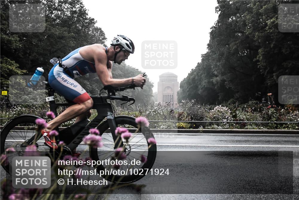 13.09.2026 - Stadtparktriathlon H.Heesch http://msf.ph/oto/10271924 13.09.2026 09:05:44 Radfahren 31, 63, 121 meine-sportfotos.de