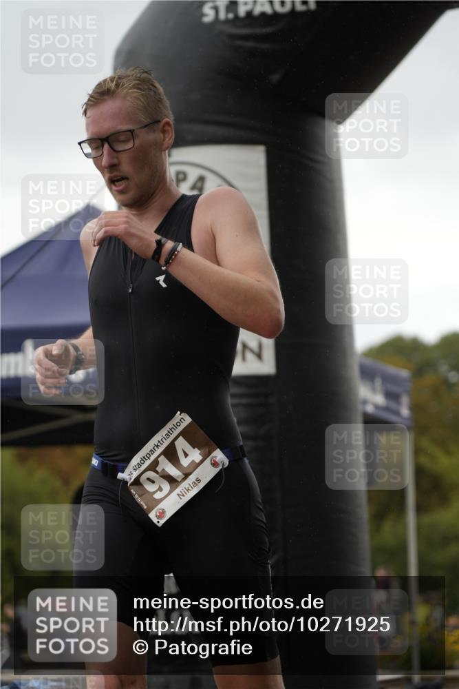 13.09.2026 - Stadtparktriathlon Patografie http://msf.ph/oto/10271925 13.09.2026 12:32:12 Ziel 720, 914 meine-sportfotos.de