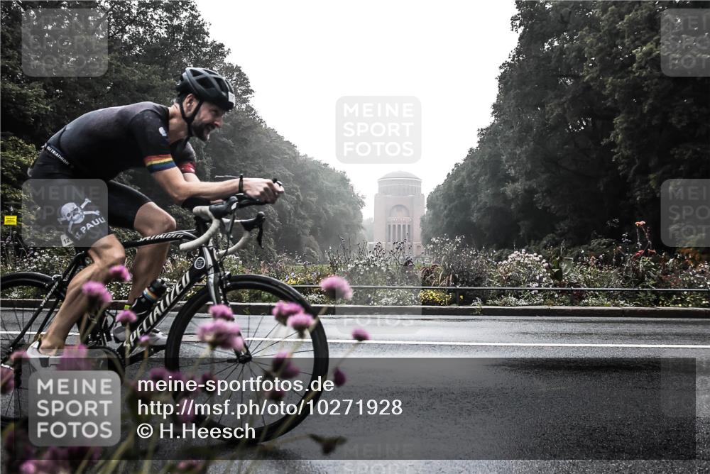 13.09.2026 - Stadtparktriathlon H.Heesch http://msf.ph/oto/10271928 13.09.2026 09:05:47 Radfahren 40, 121 meine-sportfotos.de