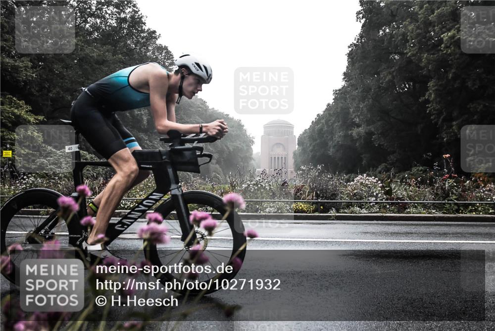 13.09.2026 - Stadtparktriathlon H.Heesch http://msf.ph/oto/10271932 13.09.2026 09:05:51 Radfahren 7, 40, 115 meine-sportfotos.de