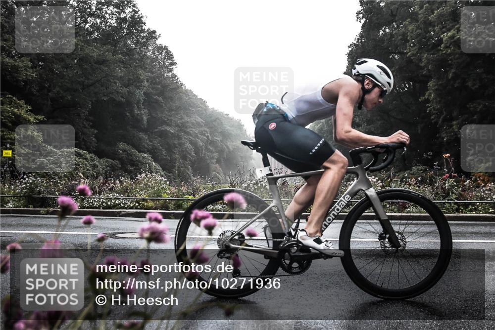 13.09.2026 - Stadtparktriathlon H.Heesch http://msf.ph/oto/10271936 13.09.2026 09:05:52 Radfahren 7, 40, 115 meine-sportfotos.de