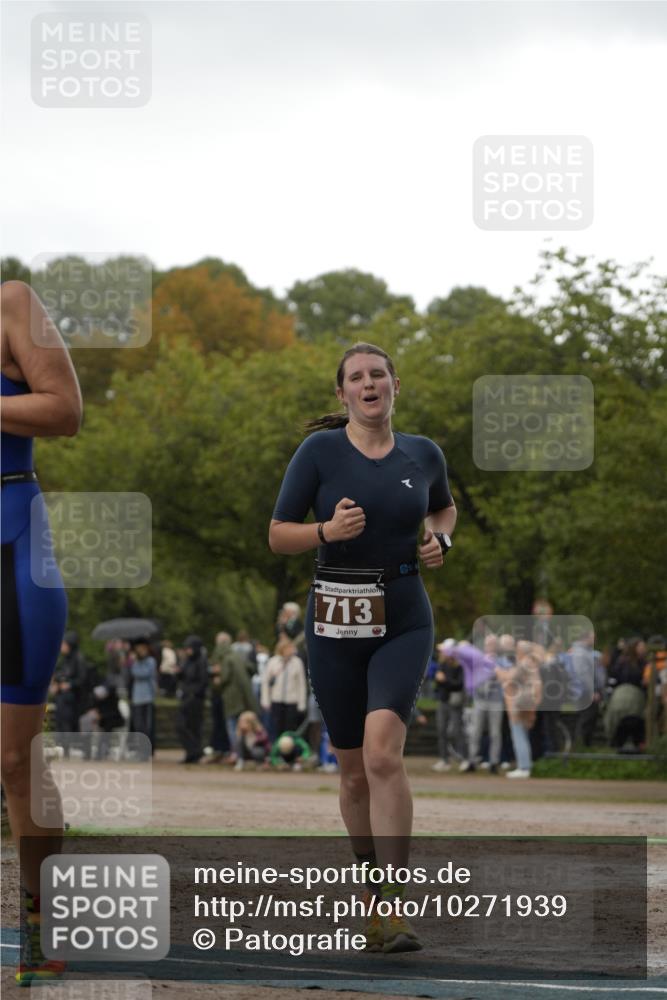 13.09.2026 - Stadtparktriathlon Patografie http://msf.ph/oto/10271939 13.09.2026 12:32:45 Ziel 713, 815 meine-sportfotos.de
