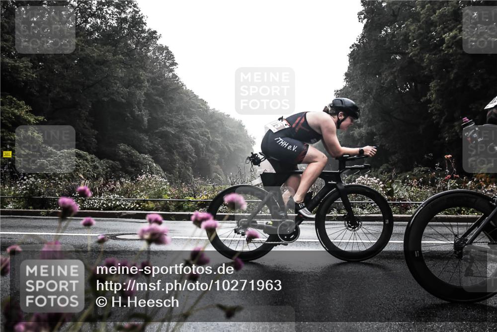 13.09.2026 - Stadtparktriathlon H.Heesch http://msf.ph/oto/10271963 13.09.2026 09:06:18 Radfahren 129, 138, 175 meine-sportfotos.de