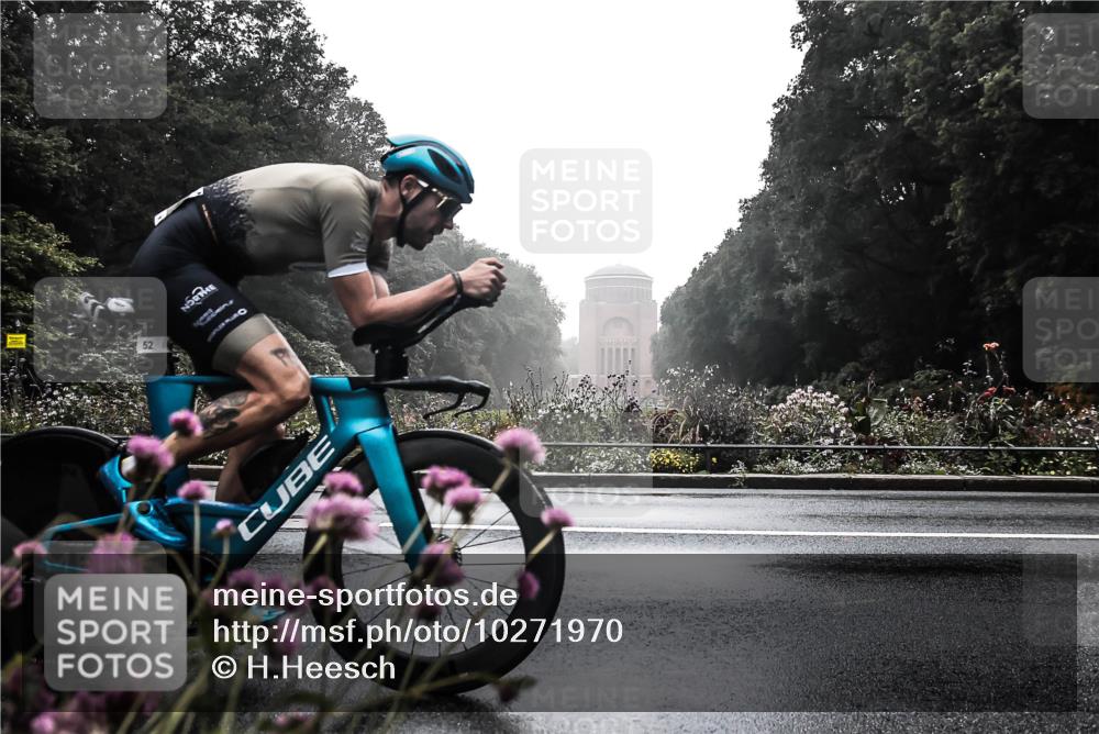 13.09.2026 - Stadtparktriathlon H.Heesch http://msf.ph/oto/10271970 13.09.2026 09:06:24 Radfahren 52, 77 meine-sportfotos.de