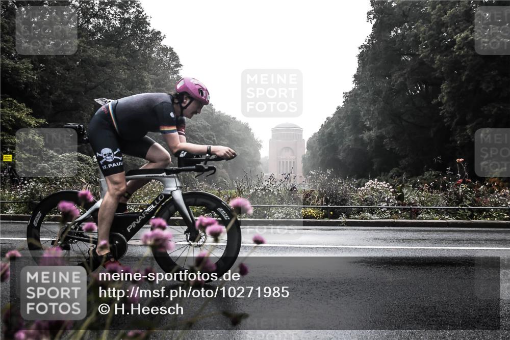 13.09.2026 - Stadtparktriathlon H.Heesch http://msf.ph/oto/10271985 13.09.2026 09:06:43 Radfahren 102, 141 meine-sportfotos.de