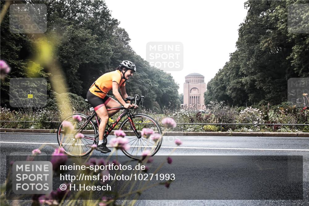 13.09.2026 - Stadtparktriathlon H.Heesch http://msf.ph/oto/10271993 13.09.2026 10:33:37 Radfahren 395 meine-sportfotos.de