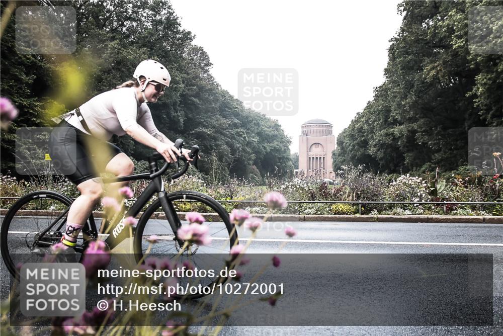 13.09.2026 - Stadtparktriathlon H.Heesch http://msf.ph/oto/10272001 13.09.2026 10:33:45 Radfahren 375, 403, 563 meine-sportfotos.de