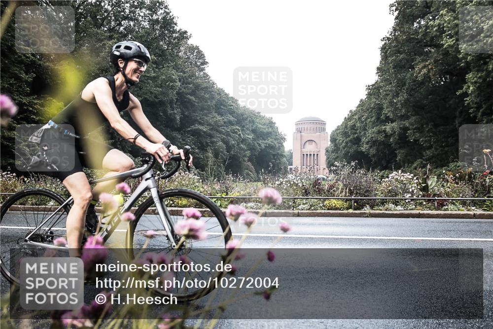 13.09.2026 - Stadtparktriathlon H.Heesch http://msf.ph/oto/10272004 13.09.2026 10:33:48 Radfahren 375, 403 meine-sportfotos.de