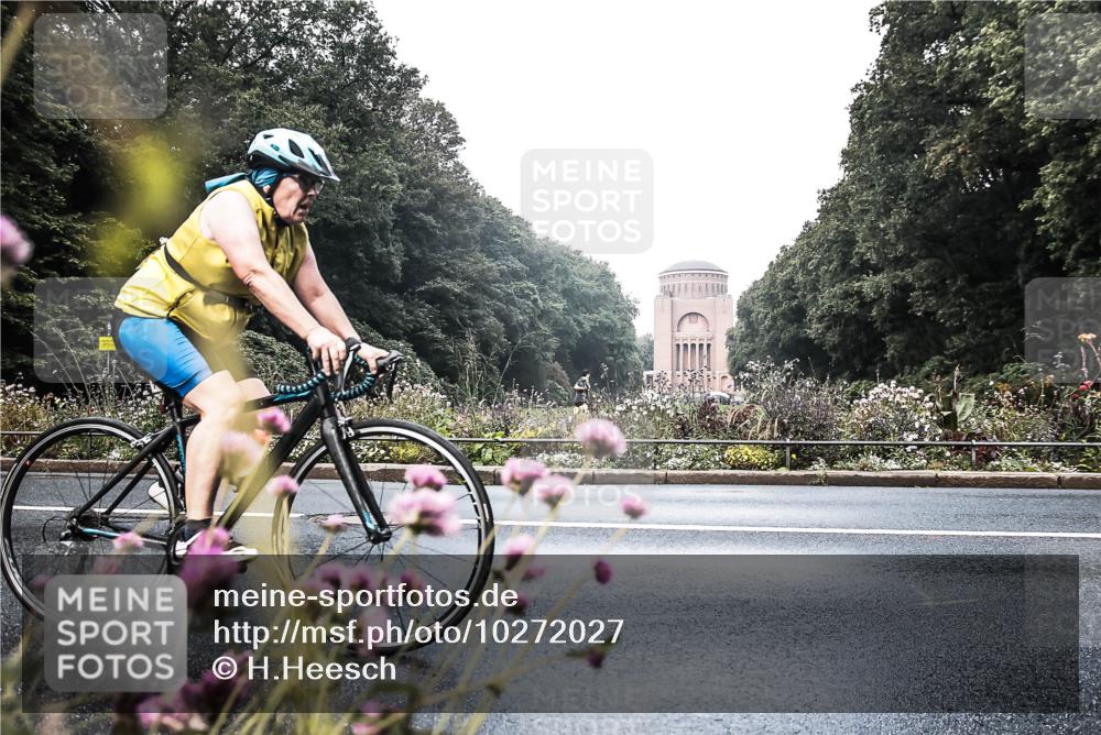 13.09.2026 - Stadtparktriathlon H.Heesch http://msf.ph/oto/10272027 13.09.2026 10:34:18 Radfahren 359, 447, 777 meine-sportfotos.de