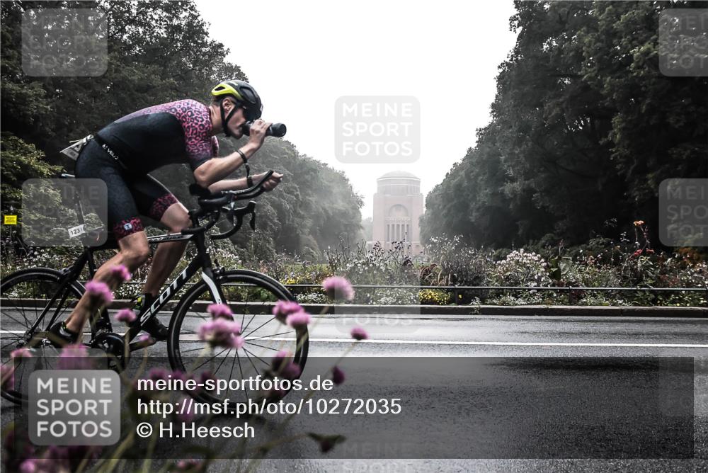 13.09.2026 - Stadtparktriathlon H.Heesch http://msf.ph/oto/10272035 13.09.2026 09:07:12 Radfahren 123, 133, 178 meine-sportfotos.de
