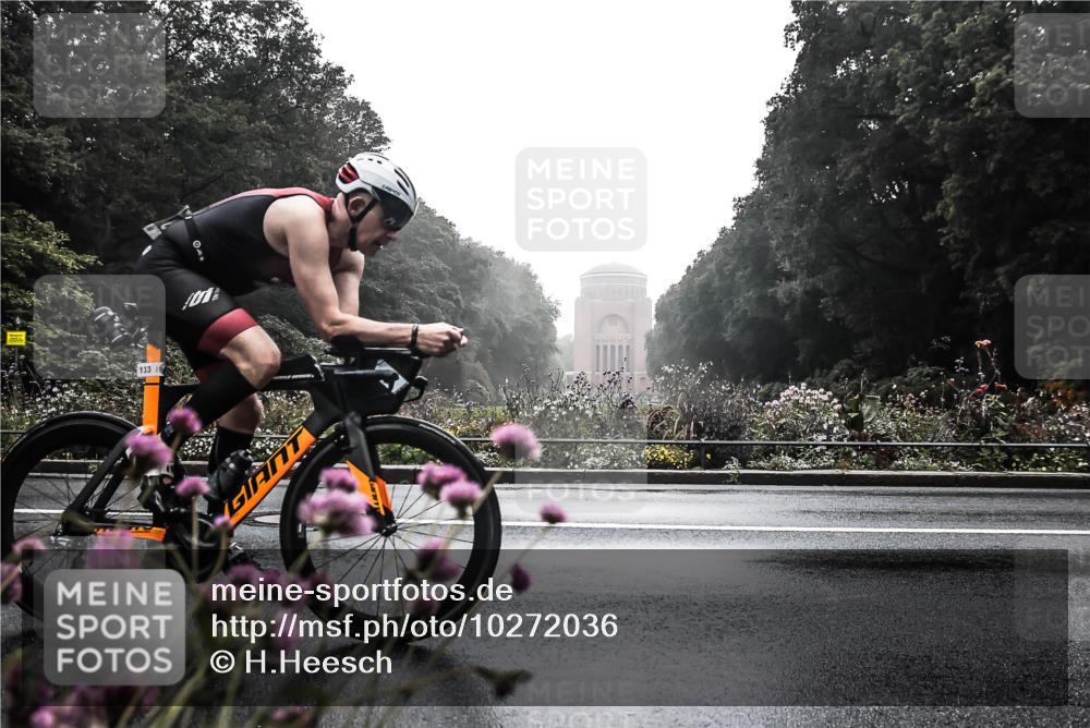 13.09.2026 - Stadtparktriathlon H.Heesch http://msf.ph/oto/10272036 13.09.2026 09:07:15 Radfahren 30, 123, 133, 178 meine-sportfotos.de