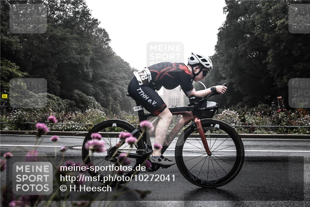 13.09.2026 - Stadtparktriathlon H.Heesch http://msf.ph/oto/10272041 13.09.2026 09:07:16 Radfahren 30, 99, 133, 178 meine-sportfotos.de