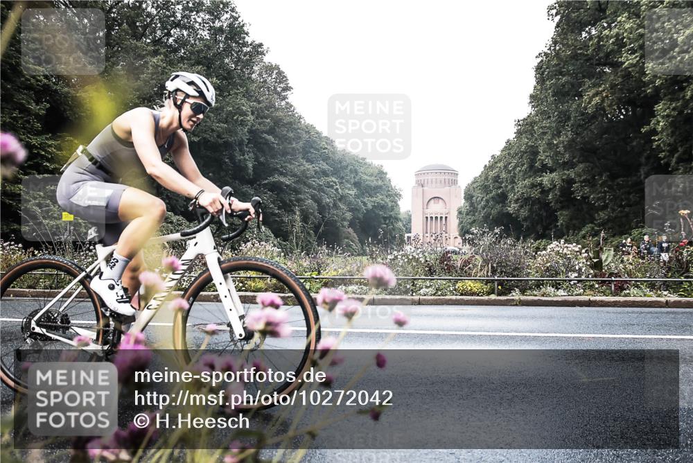 13.09.2026 - Stadtparktriathlon H.Heesch http://msf.ph/oto/10272042 13.09.2026 10:34:38 Radfahren 364, 538 meine-sportfotos.de