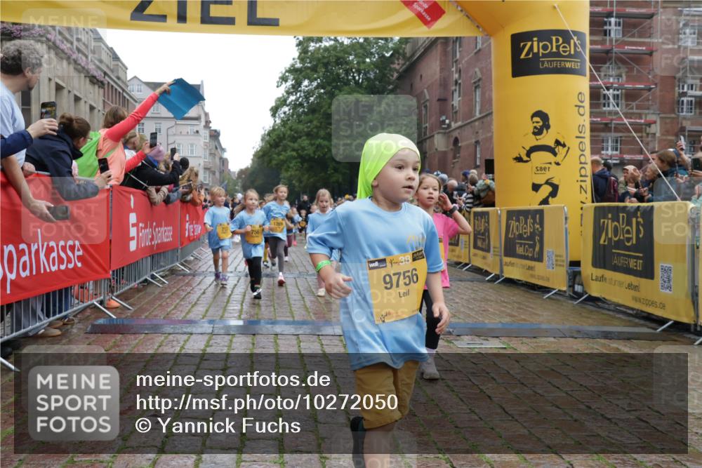 13.09.2026 - Kiel Lauf Yannick Fuchs http://msf.ph/oto/10272050 13.09.2026 08:34:48 Ziel 530, 831, 1104, 1105, 2276, 2622, 2641, 3953, 4989, 5022, 5579, 5625, 5922, 6335, 6369, 7348, 7382, 8339, 8358, 8499, 8528, 8836, 9167, 9179, 9881, 10023, 11150, 11158, 11457, 12141, 12352, 12538, 12549, 126, 138, 657, 720, 831, 1623, 1624, 2108, 2612, 2740, 2769, 3023, 3058, 3118, 3277, 3380, 3953, 4016, 4417, 4584, 4796, 5099, 5897, 6111, 7042, 7135, 7408, 7957, 8226, 8333, 8423, 8836, 8930, 8983, 9047, 9945, 10713, 10815, 12100, 1103, 9211, 10121 meine-sportfotos.de