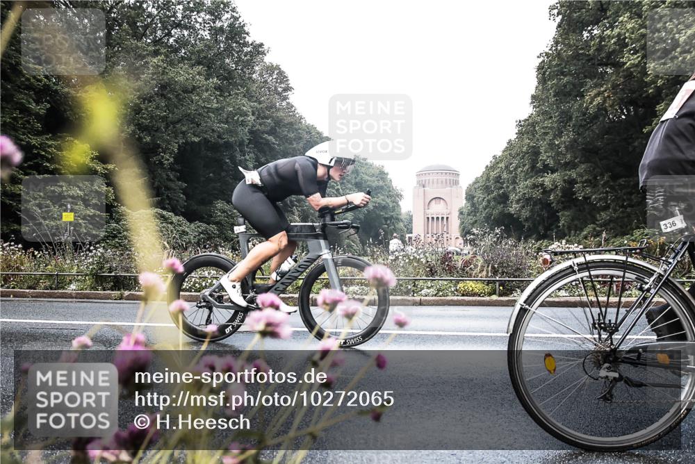 13.09.2026 - Stadtparktriathlon H.Heesch http://msf.ph/oto/10272065 13.09.2026 10:34:52 Radfahren 336, 402, 489 meine-sportfotos.de