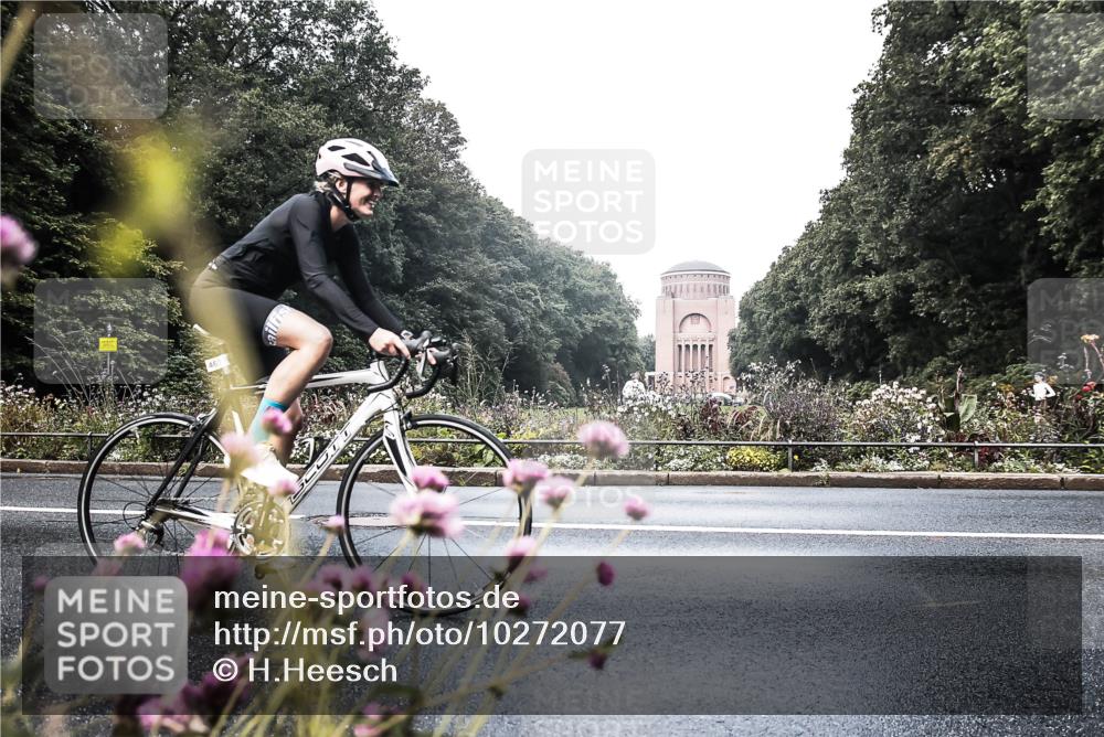 13.09.2026 - Stadtparktriathlon H.Heesch http://msf.ph/oto/10272077 13.09.2026 10:35:08 Radfahren 463, 466 meine-sportfotos.de