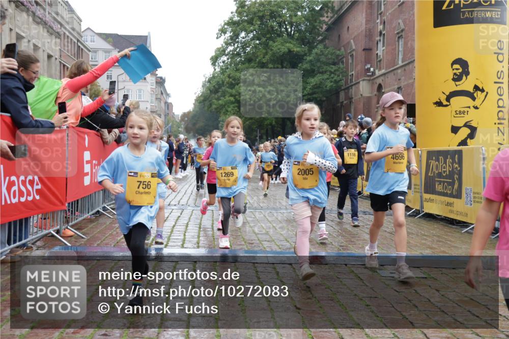 13.09.2026 - Kiel Lauf Yannick Fuchs http://msf.ph/oto/10272083 13.09.2026 08:34:49 Ziel 530, 1104, 1105, 1918, 2276, 2622, 2641, 4989, 5022, 5042, 5579, 5625, 5922, 6335, 6369, 6505, 7348, 7382, 8339, 8358, 8499, 8528, 9167, 9179, 9881, 10023, 11110, 11150, 11158, 11457, 12141, 12352, 12538, 12549, 126, 138, 720, 831, 1623, 1624, 2108, 2612, 2740, 3023, 3058, 3118, 3277, 3380, 3953, 4016, 4417, 4584, 5099, 5897, 6111, 7042, 7135, 7408, 7957, 8226, 8333, 8423, 8836, 8930, 8983, 9047, 10713, 10815, 12100, 1103, 9211, 10121 meine-sportfotos.de