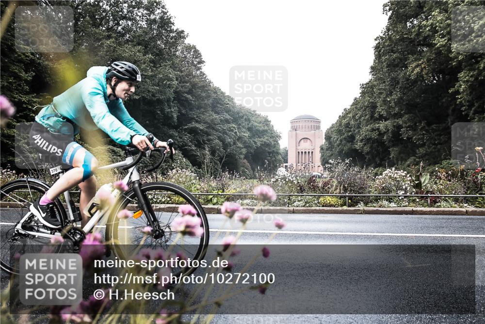 13.09.2026 - Stadtparktriathlon H.Heesch http://msf.ph/oto/10272100 13.09.2026 10:35:33 Radfahren 370, 412 meine-sportfotos.de