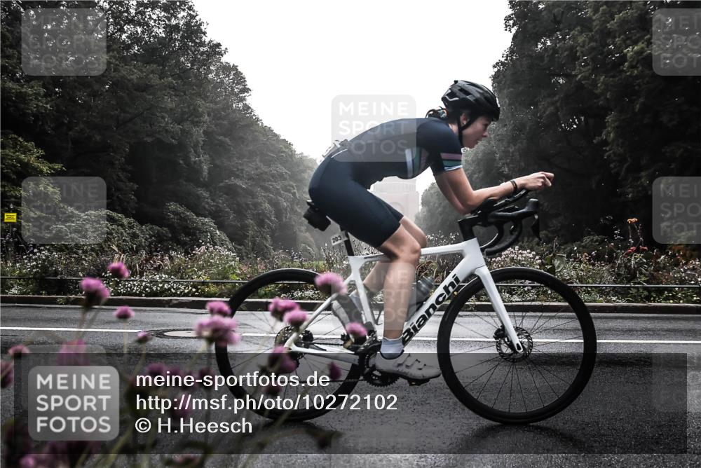 13.09.2026 - Stadtparktriathlon H.Heesch http://msf.ph/oto/10272102 13.09.2026 09:07:47 Radfahren 9, 89, 142, 177, 203 meine-sportfotos.de