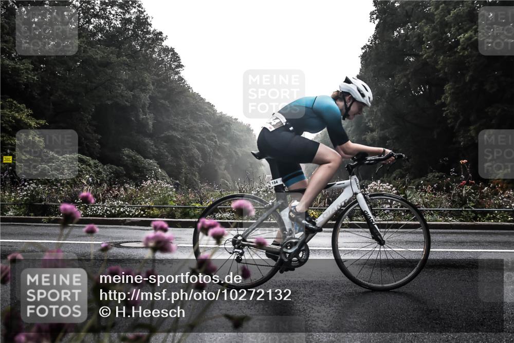 13.09.2026 - Stadtparktriathlon H.Heesch http://msf.ph/oto/10272132 13.09.2026 09:08:05 Radfahren 47, 51, 70, 97, 118, 184 meine-sportfotos.de