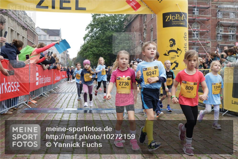 13.09.2026 - Kiel Lauf Yannick Fuchs http://msf.ph/oto/10272159 13.09.2026 08:34:52 Ziel 530, 729, 1010, 1104, 1105, 1918, 2641, 4989, 5022, 5042, 5579, 5922, 6335, 6503, 6505, 6595, 7348, 7382, 8339, 8358, 8499, 8528, 8971, 9179, 9686, 9881, 10023, 10857, 11110, 11150, 11158, 11183, 12033, 12141, 12352, 12489, 12538, 126, 138, 720, 831, 1623, 1624, 2108, 2276, 2612, 2622, 2740, 3023, 3058, 3118, 3277, 3380, 3953, 4016, 4417, 4584, 5022, 5099, 5625, 5897, 6111, 6369, 7042, 7408, 7957, 8226, 8333, 8423, 8836, 8930, 8983, 9047, 12100, 9211, 10121 meine-sportfotos.de