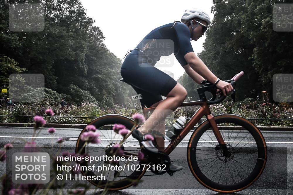 13.09.2026 - Stadtparktriathlon H.Heesch http://msf.ph/oto/10272162 13.09.2026 09:08:18 Radfahren 23, 49, 56, 101, 147, 197 meine-sportfotos.de