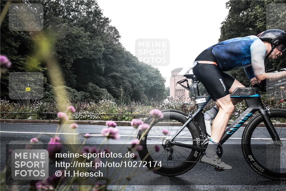 13.09.2026 - Stadtparktriathlon H.Heesch http://msf.ph/oto/10272174 13.09.2026 10:36:44 Radfahren 542, 569 meine-sportfotos.de