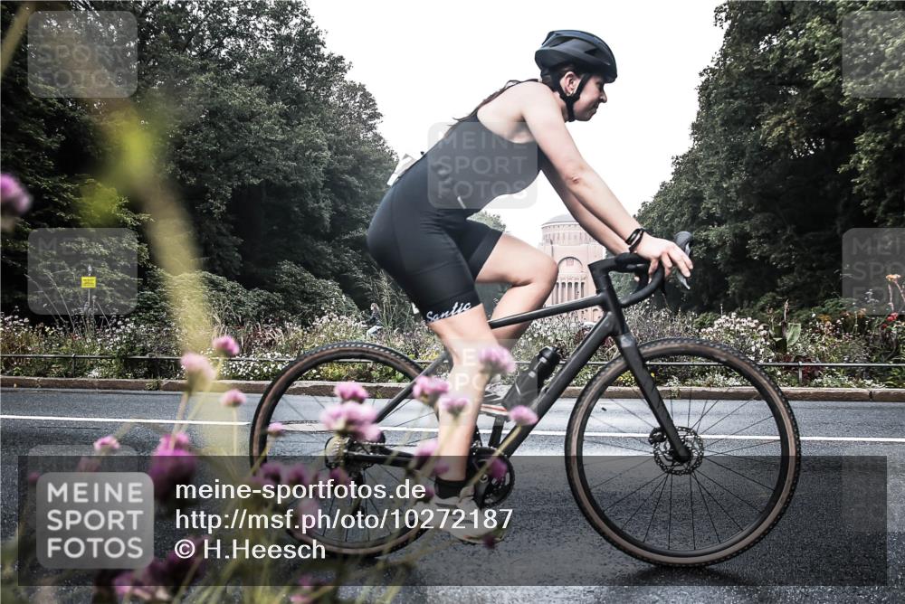 13.09.2026 - Stadtparktriathlon H.Heesch http://msf.ph/oto/10272187 13.09.2026 10:36:51 Radfahren 382, 434, 488, 528 meine-sportfotos.de